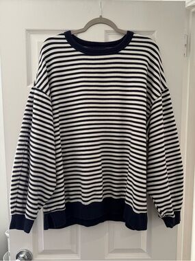 Aerie Tres Chic Sweatshirt